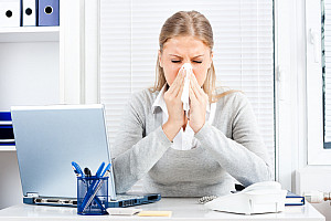 Allergische Rhinitis: Anhaltender Schnupfen mit Folgen