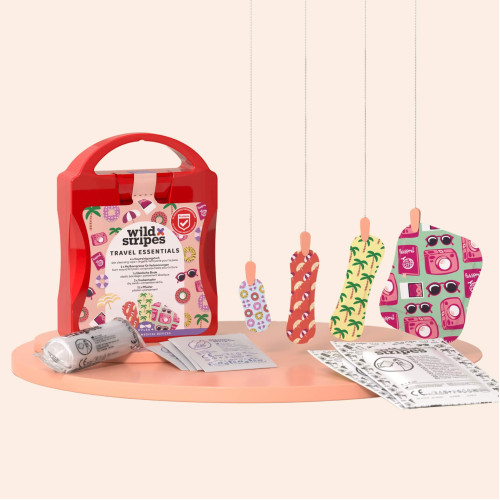 Wild Stripes Travel Essentials First Aid Kit, 21 Stk., New Flag GmbH