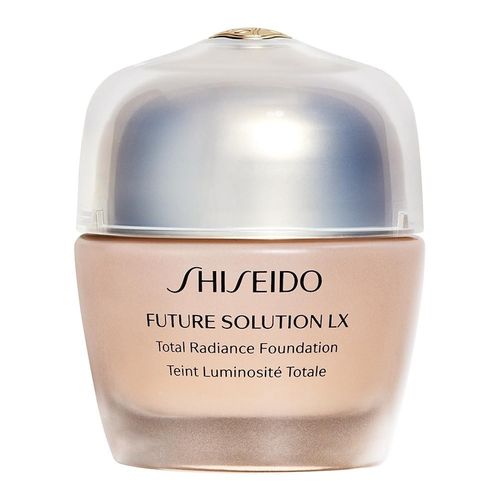 Shiseido - FUTURE SOLUTION LX Total Radiance SPF 15 Foundation 30 g Nr. 03 - Golden, 30 g, Shiseido
